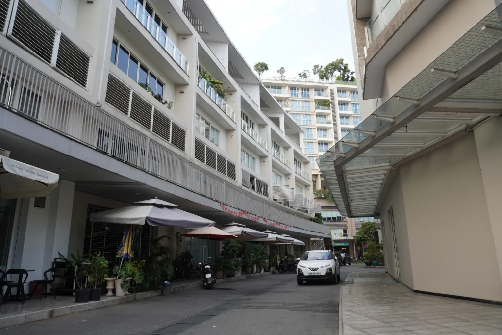 Góc phố shophouse Sari Town với các mô hình kinh doanh văn phòng và dịch vụ