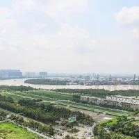 View-nhìn-ra-ngoài-từ-căn-hộ-Penthouse-Duplex-Sadora-Thủ-Thiêm-2