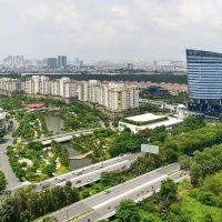 View nhìn ra ngoài từ căn hộ Penthouse Duplex Sadora Thủ Thiêm