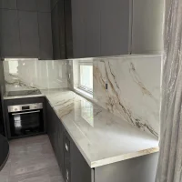 khu bếp hiện đại trong biệt thự sinh thái Sala Thủ Thiêm Saroma Villa